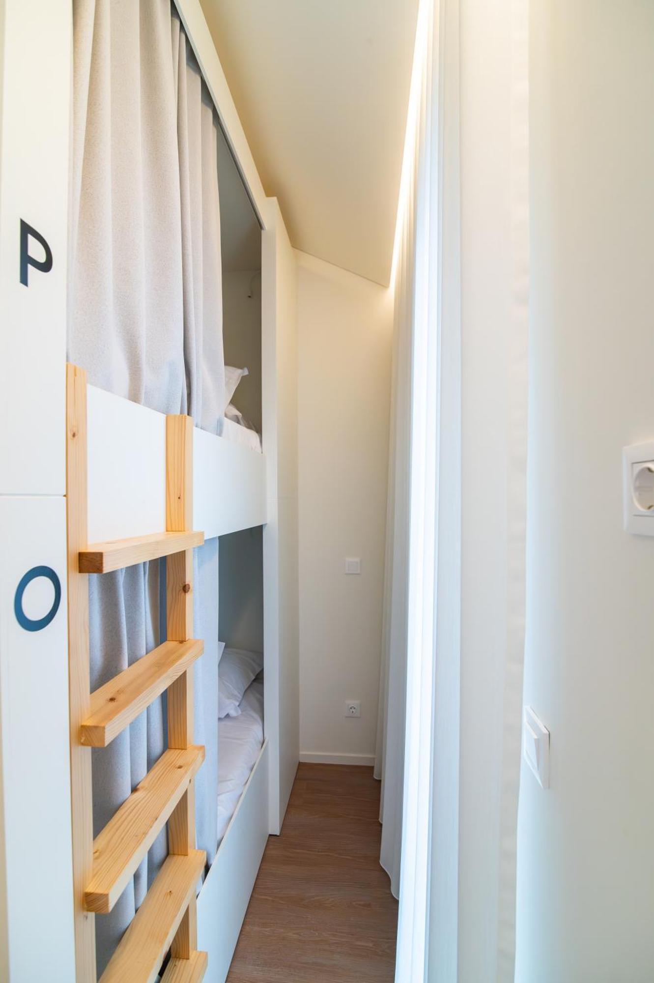 Azoriani City Hostel Ponta Delgada ภายนอก รูปภาพ