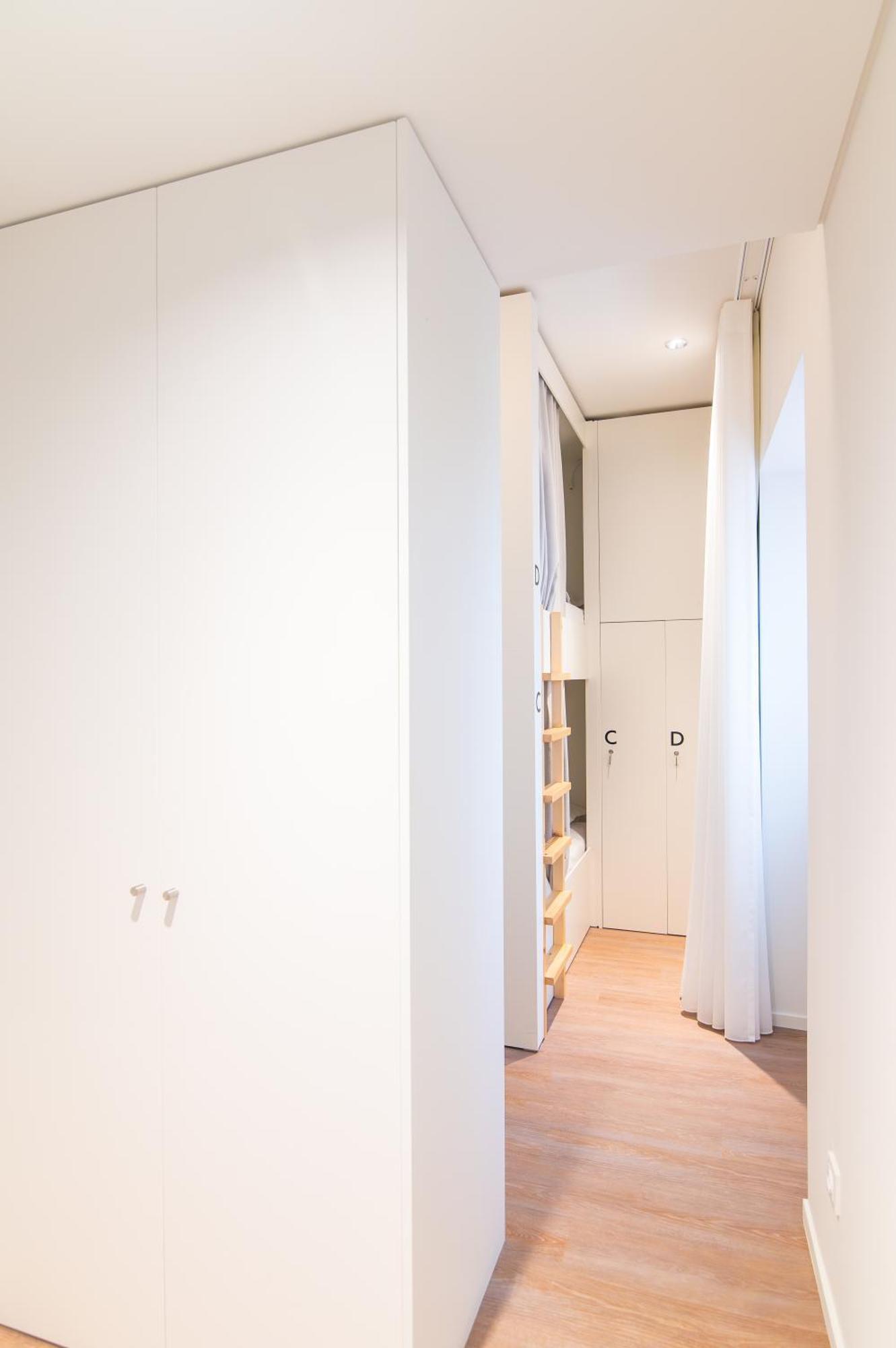 Azoriani City Hostel Ponta Delgada ภายนอก รูปภาพ